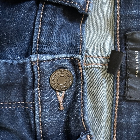 Banana Republic Blue Jeans -Size 25/0 - Picture 4 of 5